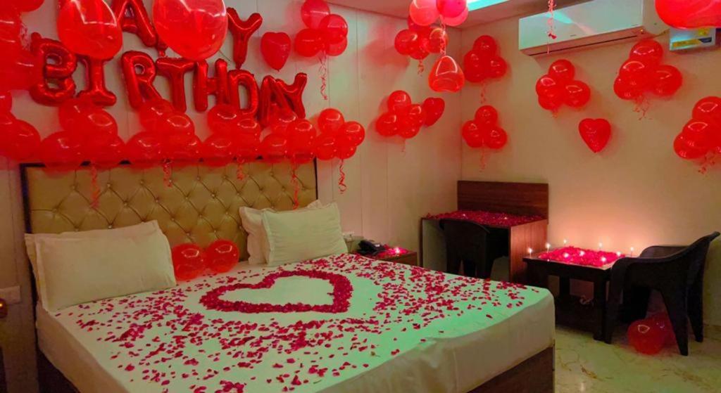 Mauji'S Villa Hotel & Guest House Prayagraj Bagian luar foto