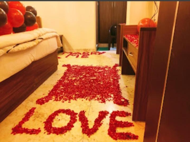 Mauji'S Villa Hotel & Guest House Prayagraj Bagian luar foto