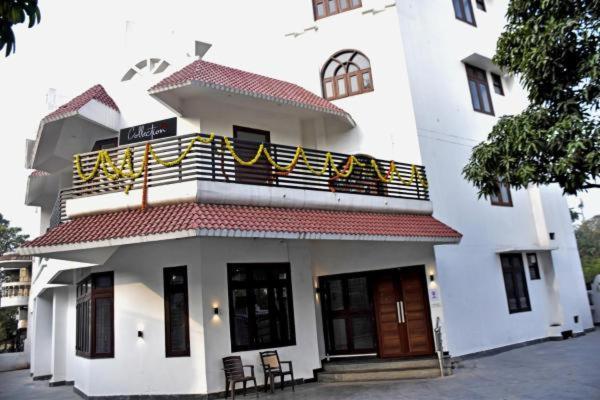 Mauji'S Villa Hotel & Guest House Prayagraj Bagian luar foto