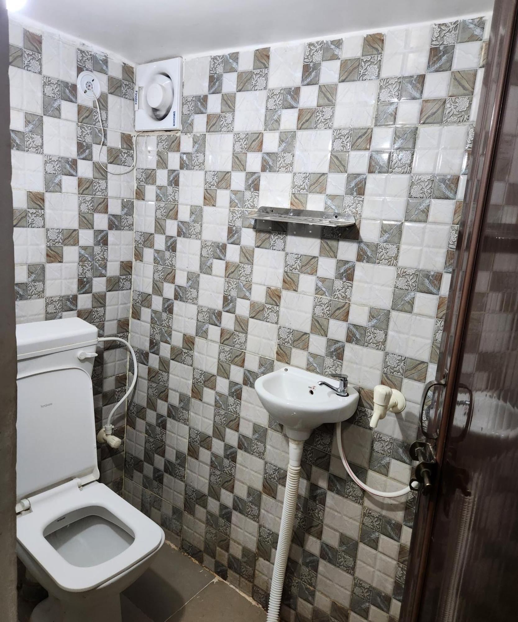 Mauji'S Villa Hotel & Guest House Prayagraj Bagian luar foto